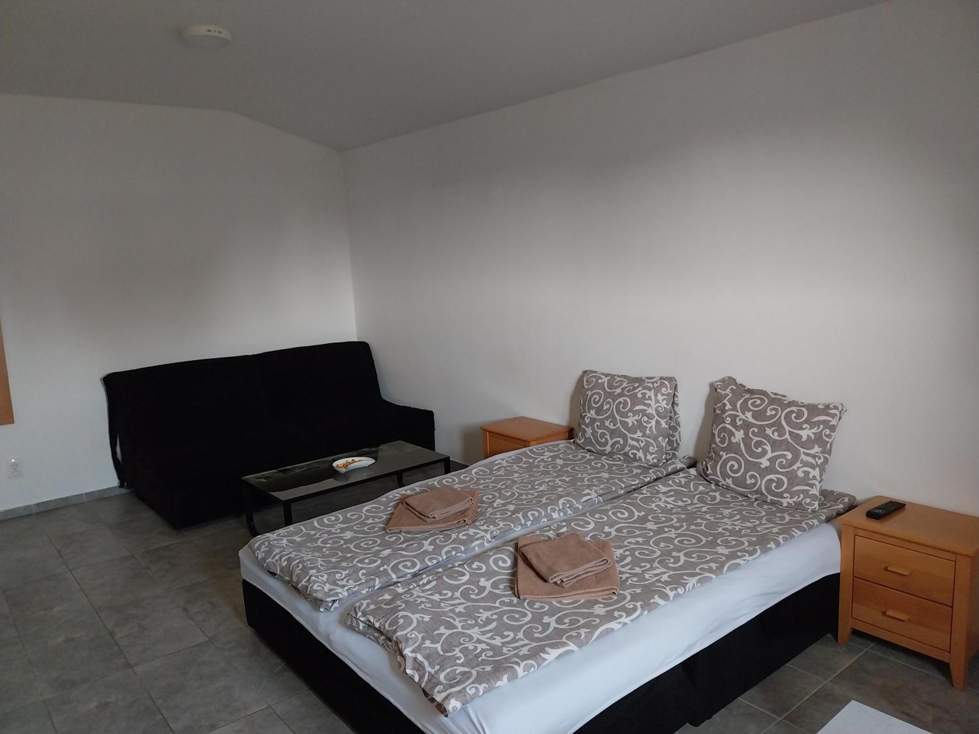 Libero Apartmani Surčin 外观 照片