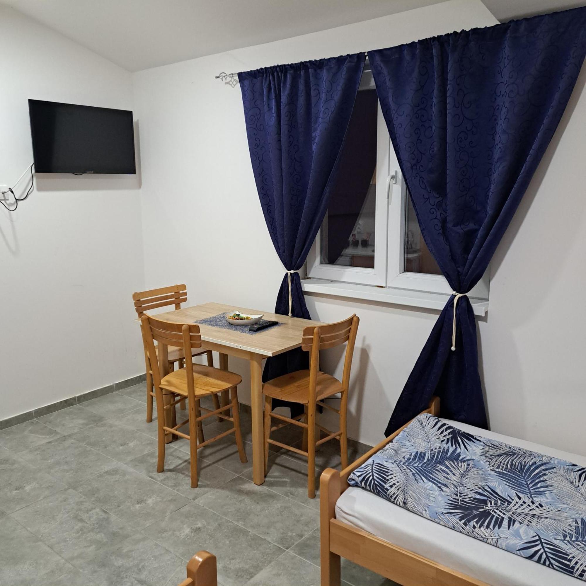 Libero Apartmani Surčin 外观 照片
