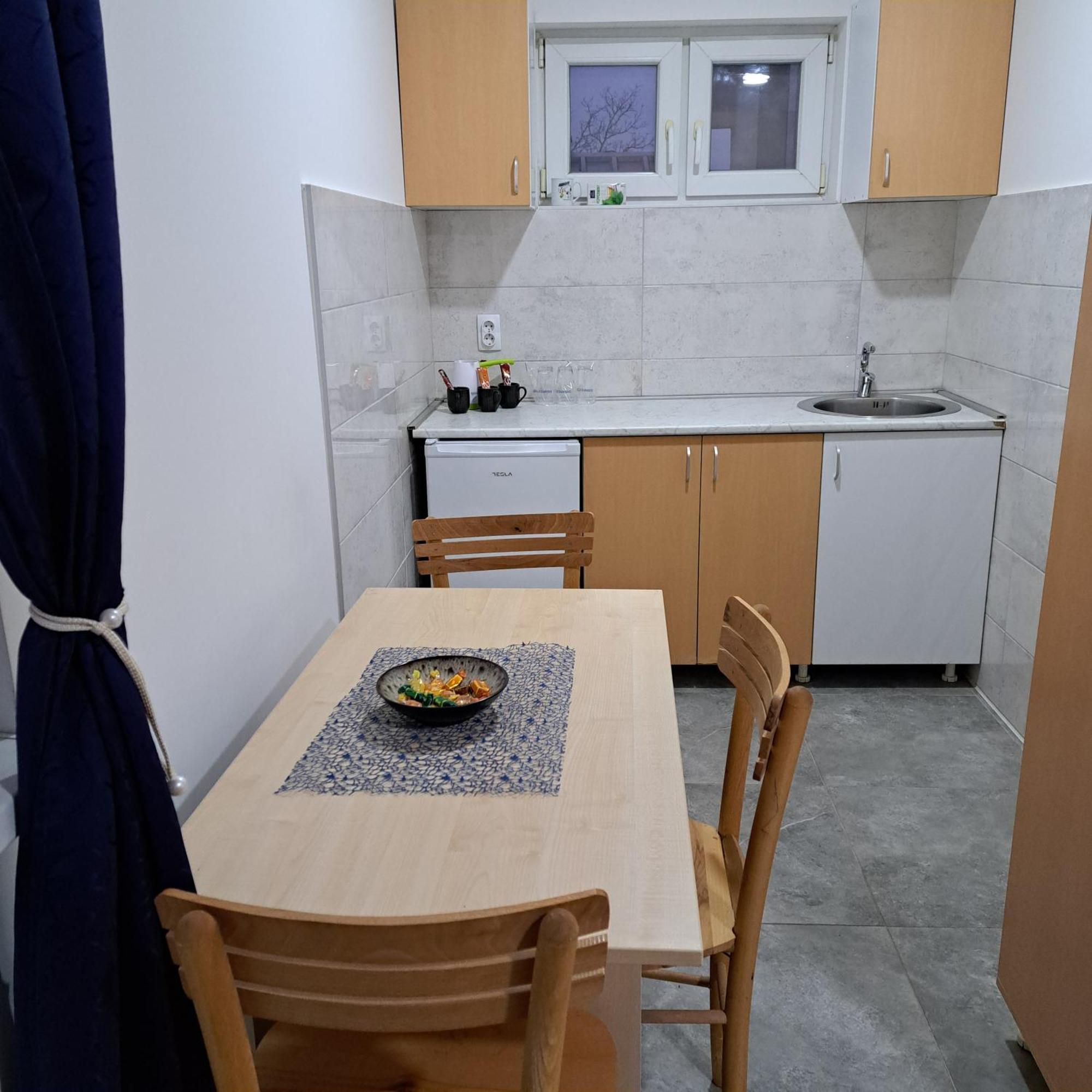 Libero Apartmani Surčin 外观 照片
