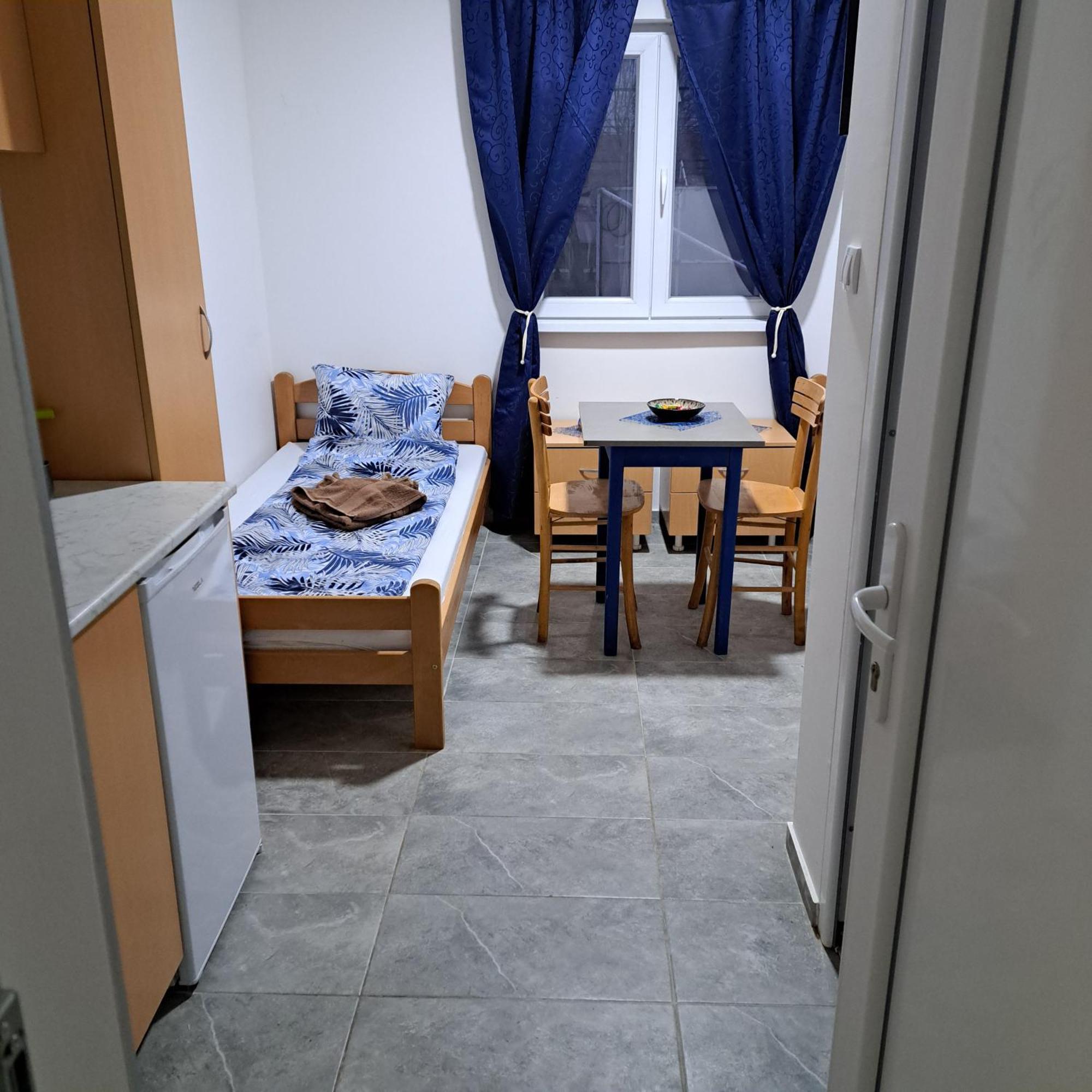 Libero Apartmani Surčin 外观 照片